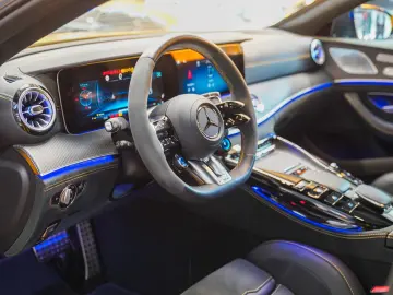 MERCEDES-BENZ AMG GT 63 S 4M  yellowstone Carbon Keramik AHK