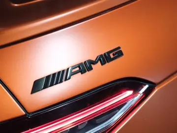 MERCEDES-BENZ AMG GT63 S E Performance 4M  AeroPaket…