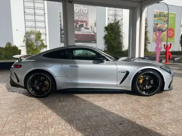 MERCEDES-BENZ GT 63 AMG 4M  Pano.-Dach Distronic Mem…