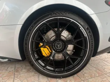 MERCEDES-BENZ GT 63 AMG 4M  Pano.-Dach Distronic Mem…