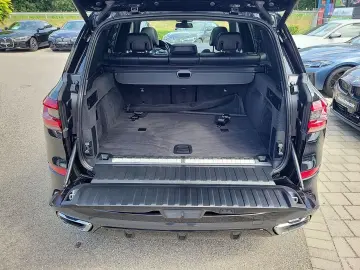 BMW X5 xDrive45e M SPORT Pano Luftfed AHK Allradlenk