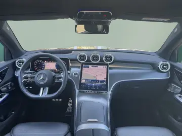 MERCEDES-BENZ GLC 300 e 4M Coupé AMG NIGHT HUD 360 PANO BURM