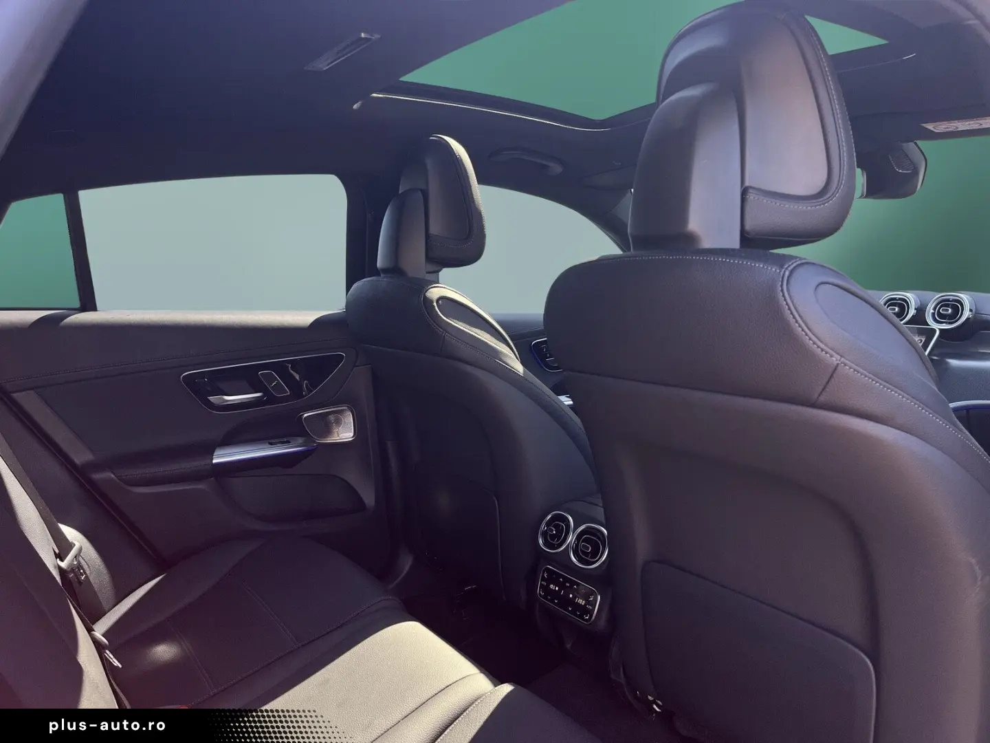 MERCEDES-BENZ GLC 300 e 4M Coupé AMG NIGHT HUD 360 PANO BURM