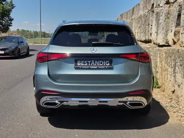 MERCEDES-BENZ GLC 300 d 4M AMG 20 PANO SOUND HEADUP …