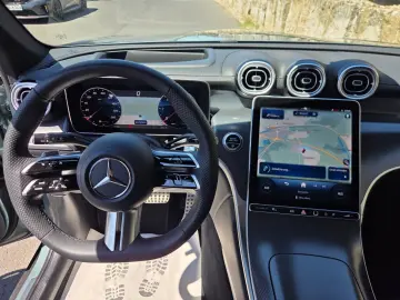MERCEDES-BENZ GLC 300 d 4M AMG 20 PANO SOUND HEADUP …