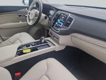 Volvo XC90 B5 B AWD Core