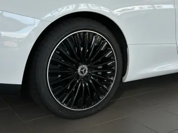 MERCEDES-BENZ CLE 300 AMG 4M  PANO 360  BURMESTER NI…