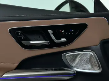 MERCEDES-BENZ CLE 300 AMG 4M  PANO 360  BURMESTER NI…
