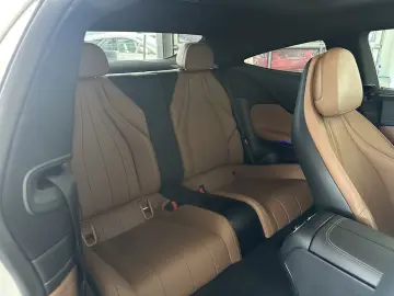 MERCEDES-BENZ CLE 300 AMG 4M  PANO 360  BURMESTER NI…