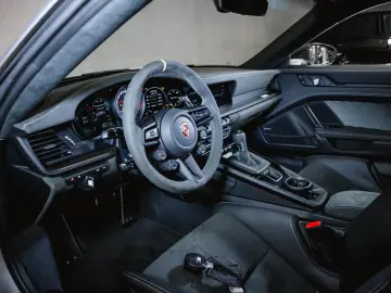 Porsche 911 GT3 RS Weissach Package Lift Bose