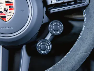 Porsche 911 GT3 RS Weissach Package Lift Bose