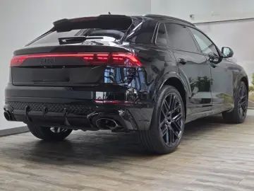 Audi RSQ8 sports exhaust AHK standing. Black  RS Design