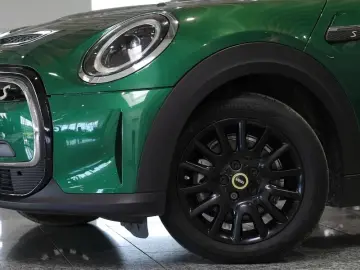 MINI Cooper SE   184 CP • MINI NEXT • 232 km WLTP