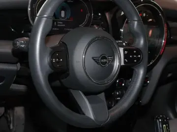 MINI Cooper SE   184 CP • MINI NEXT • 232 km WLTP