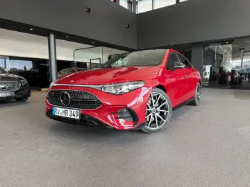 Mercedes-Benz CLA 220 4M  AMG SUPERSCREEN HUD MULTIB