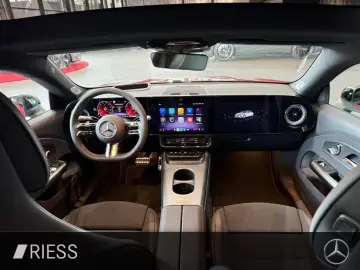 Mercedes-Benz CLA 220 4M  AMG SUPERSCREEN HUD MULTIB