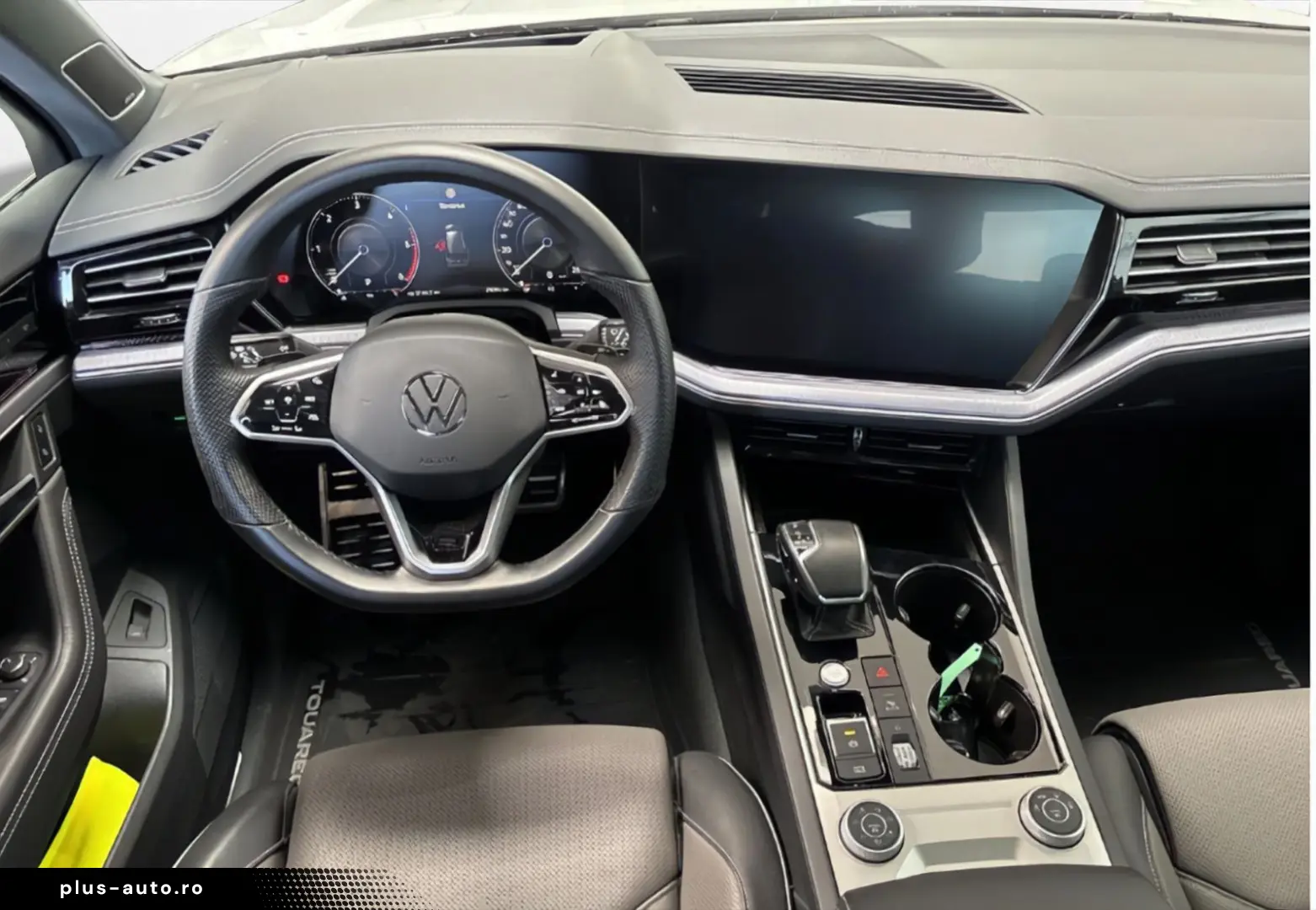 VW Touareg 3.0 TDI DSG R-Line 4x4 Luft AHK Pano Led