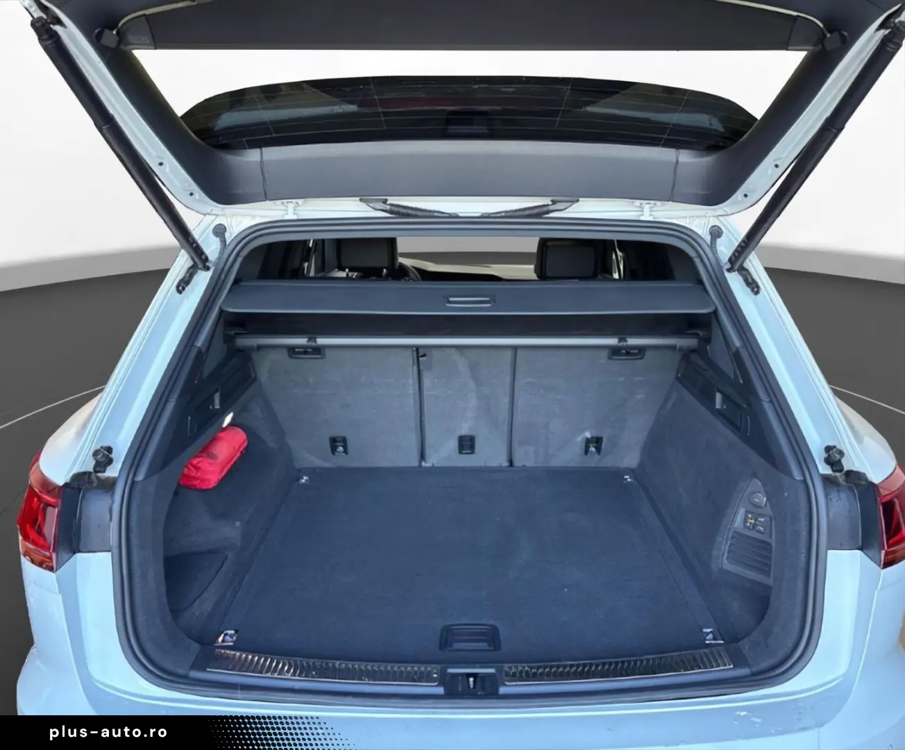 VW Touareg 3.0 TDI DSG R-Line 4x4 Luft AHK Pano Led