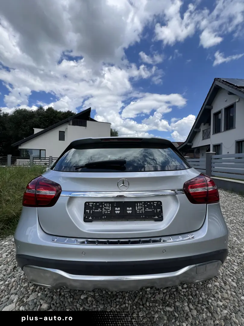 Mercedes-Benz 200