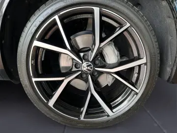 VW Touareg 3.0 TDI 4M R-Line Edition 20 MATRIX PANO