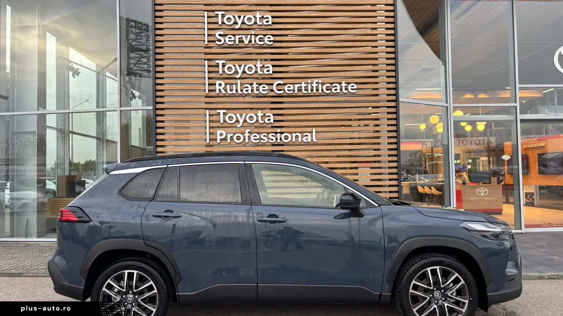 Toyota Corolla Cross 2.0 HEV DYNAMIC
