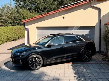 Audi RSQ8 performance 305 kmh Carbon Alcantara