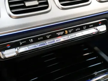 MERCEDES-BENZ GLE 300 d 4M AMG Sport Advanced  AHK PANO LED
