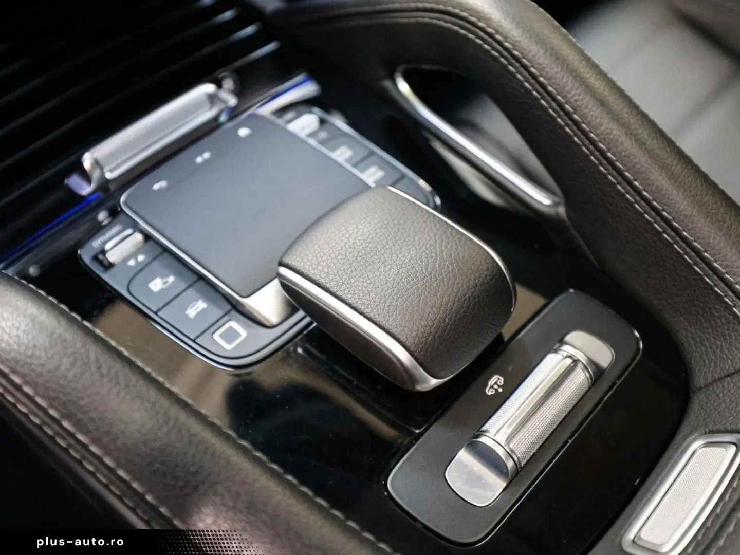 MERCEDES-BENZ GLE 300 d 4M AMG Sport Advanced  AHK PANO LED