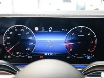 MERCEDES-BENZ GLE 300 d 4M AMG Sport Advanced  AHK PANO LED