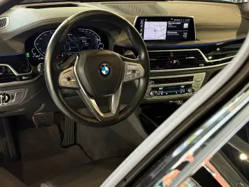 BMW 745e Lang  xDrive