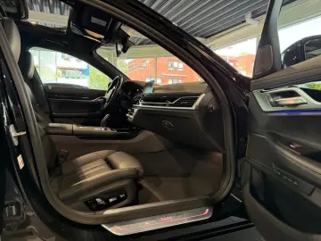 BMW 745e Lang  xDrive