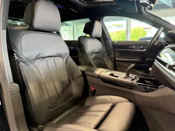 BMW 745e Lang  xDrive
