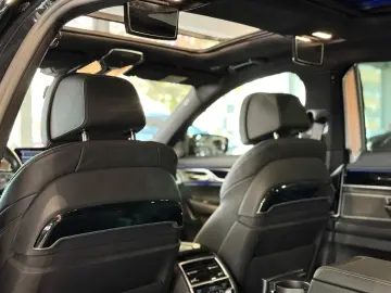 BMW 745e Lang  xDrive