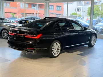 BMW 745e Lang  xDrive