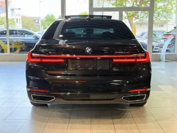 BMW 745e Lang  xDrive