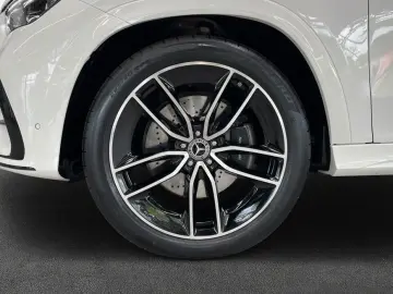 MERCEDES-BENZ GLE 300 d 4M AMG Adva  Night AHK Pano …