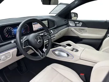 MERCEDES-BENZ GLE 300 d 4M Coupé AMG Adv  Night AHK AIRMATIC