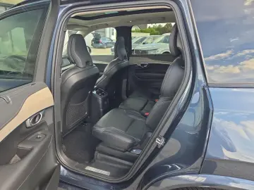 Volvo XC90 T8 AWD Ultra Dark Recharge Air Suspension