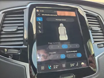 Volvo XC90 T8 AWD Ultra Dark Recharge Air Suspension