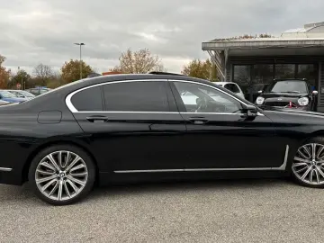BMW 745 7 745 L e xDrive Individual