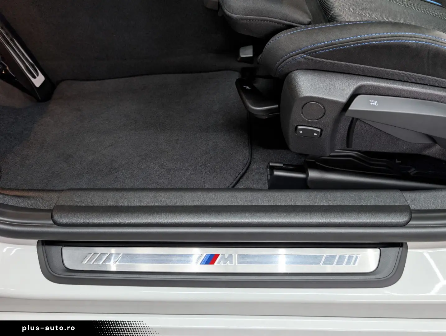 BMW 330 e Limo M Sport Shadow AHK AMBI APP KAM PANO