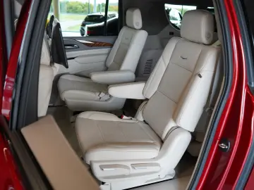 Cadillac Escalade ESV Sport Platinum