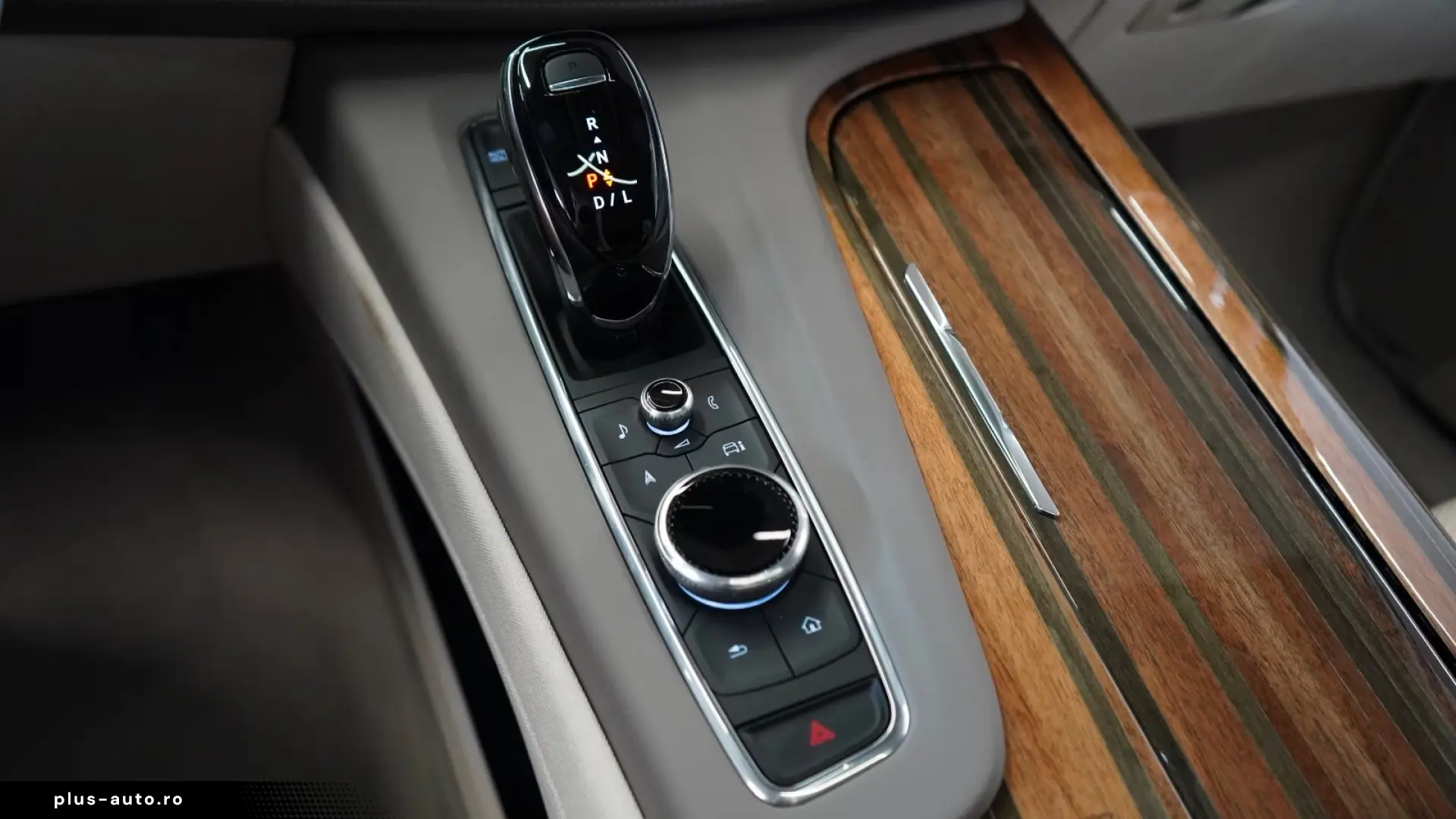 Cadillac Escalade ESV Sport Platinum
