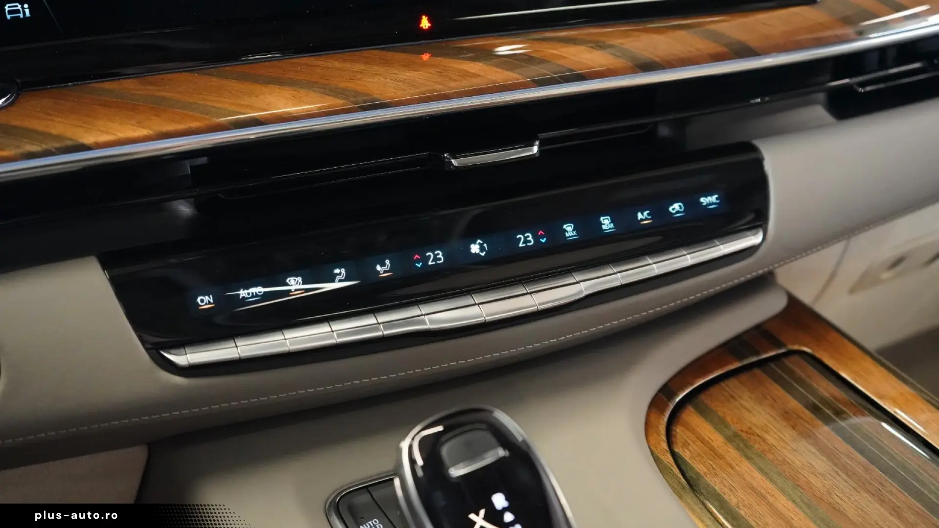 Cadillac Escalade ESV Sport Platinum