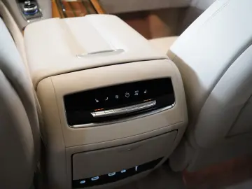 Cadillac Escalade ESV Sport Platinum