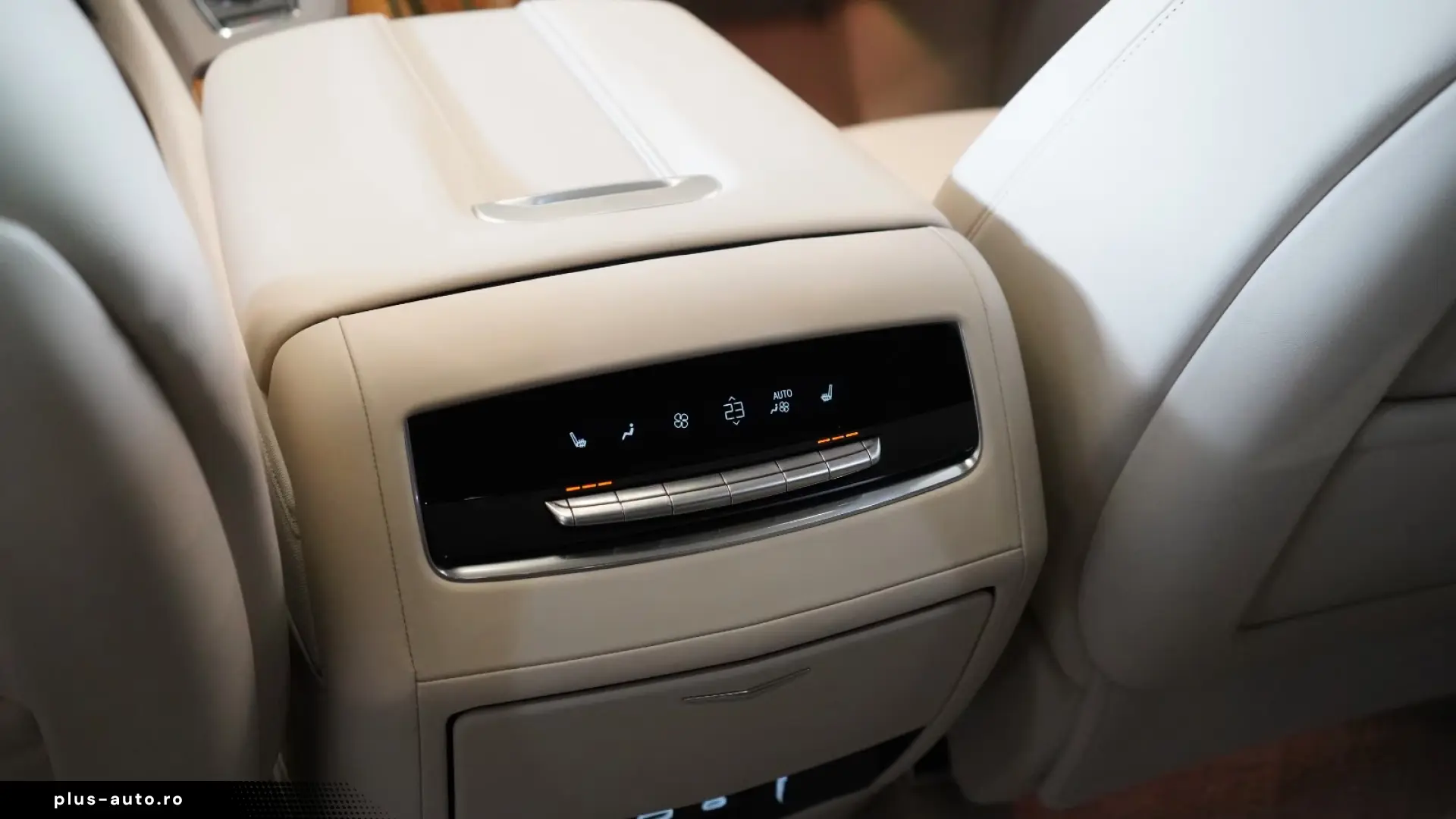Cadillac Escalade ESV Sport Platinum