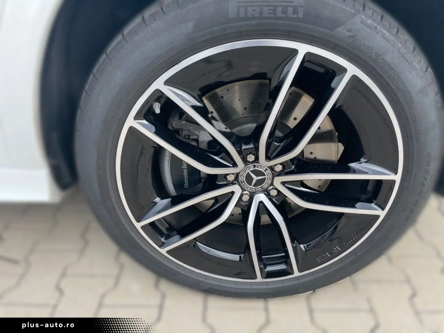 MERCEDES-BENZ GLE 400 e 4M AMG-ADV  AHK PANO 360 KAM&hellip;