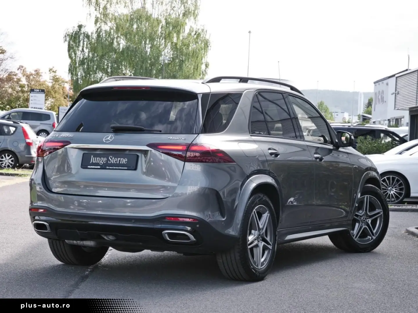 MERCEDES-BENZ GLE 350 de 4M AMG Night Panorama Distronic AHK