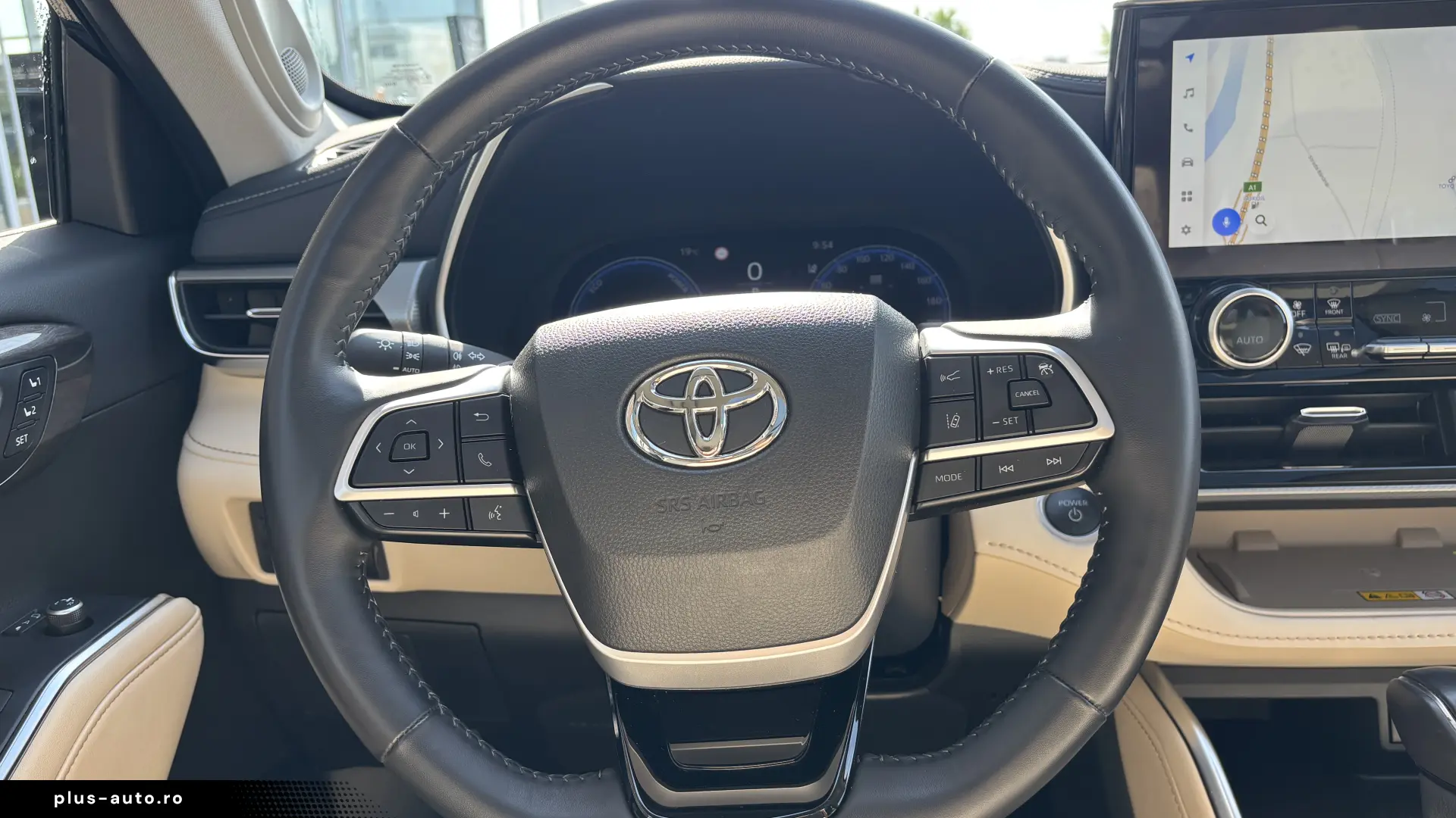 Toyota Highlander 2.5 L Dynamic Force 248CP Luxury Metallic