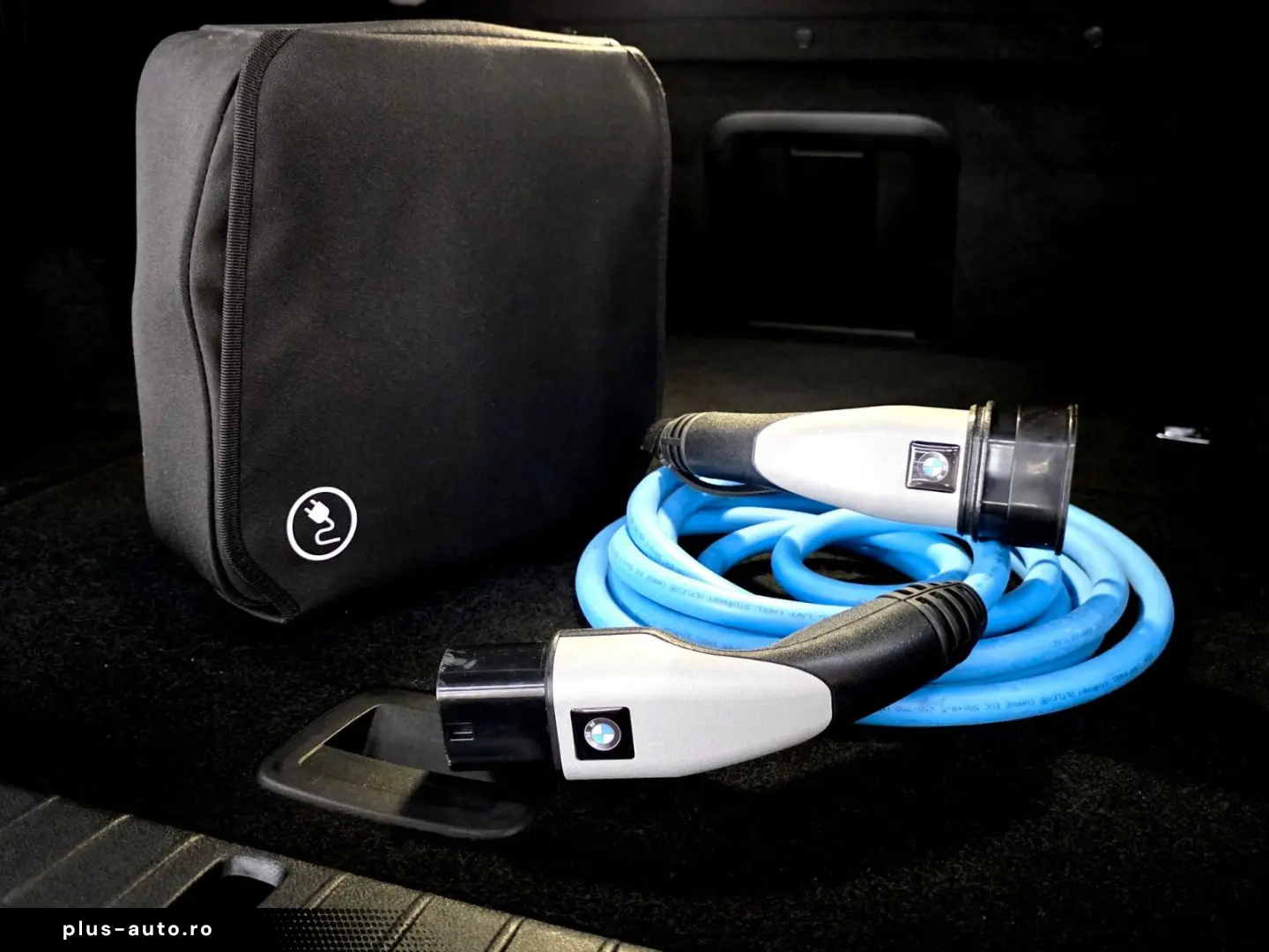 BMW 745 e  M-SPORT  Bowers & Wilkins
